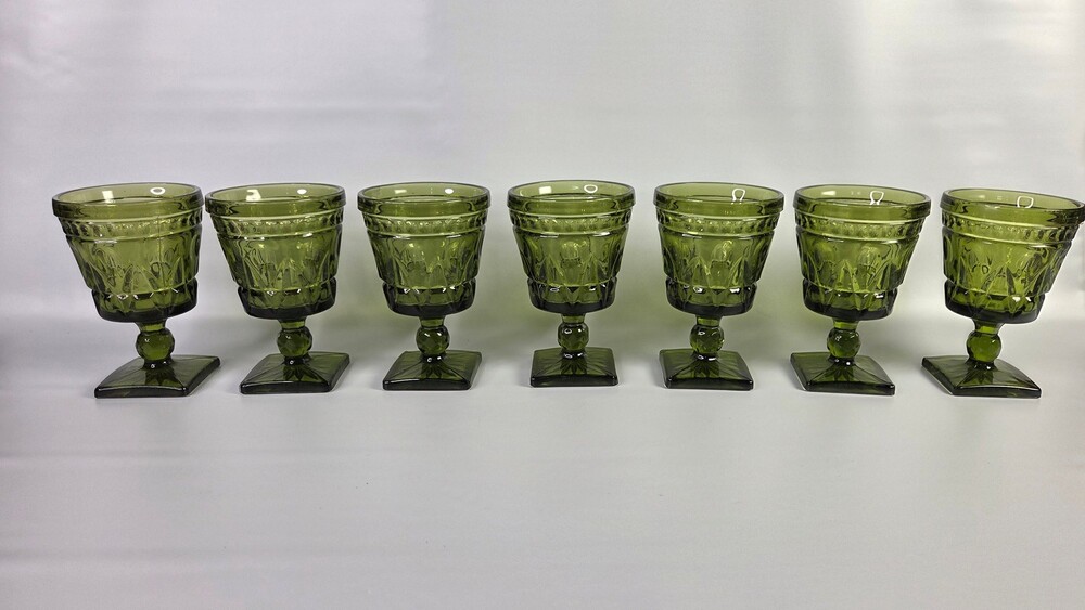 7-Avocado Green Park Lane Water Goblets